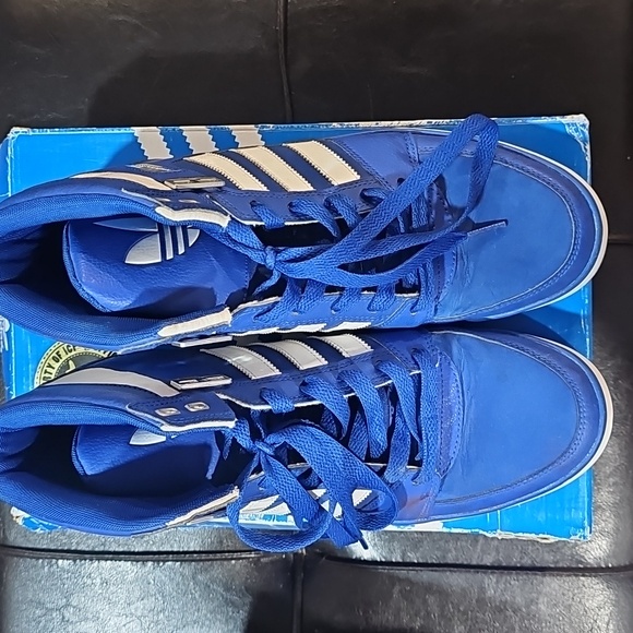 Adidas Men's High-Top Blue and White Sneakers - Picture 3 of 11